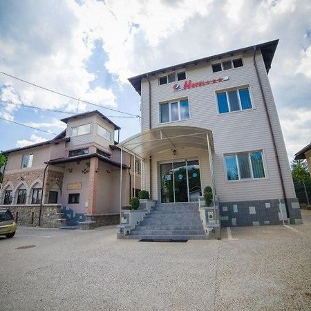 Hotel Gclub 布雷亚扎 外观 照片